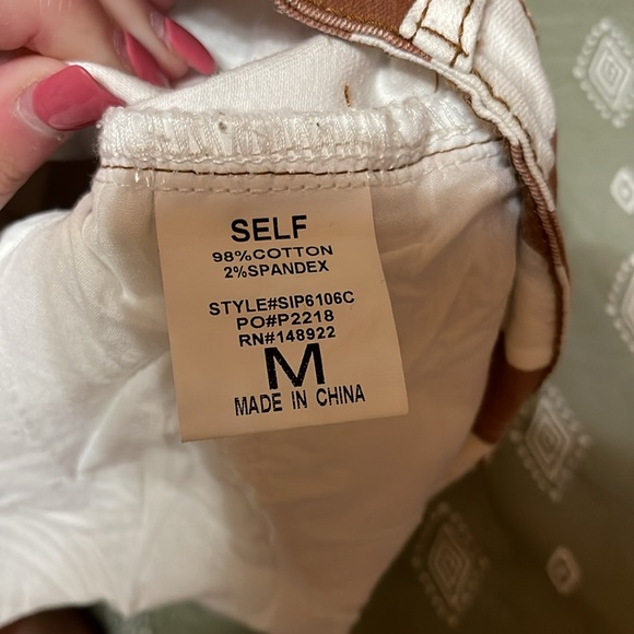 Bellbottom Jeans - Picture 5 of 5